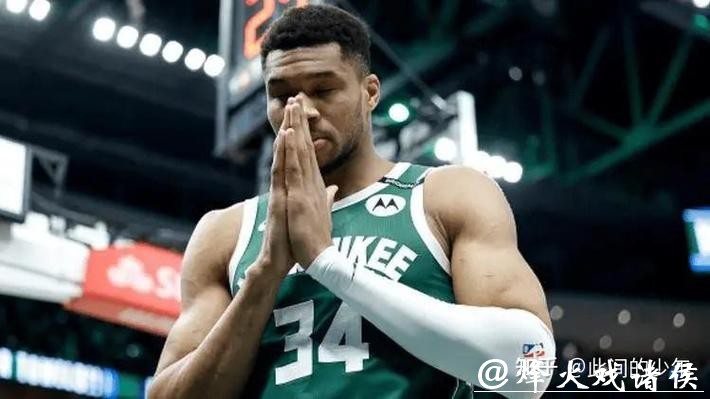 太阳负步行者4连败 利拉德低迷雄鹿不敌开拓者 太阳负步行者4连败 利拉德低迷雄鹿不敌开拓者