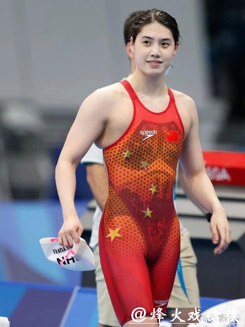 张雨霏谈全运会:有在慢慢“变回小将” 张雨霏谈全运会:有在慢慢“变回小将”